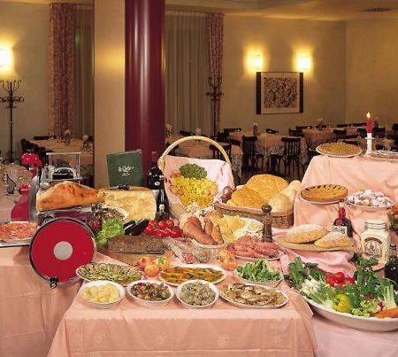 Hotel La Corte Рубиера Екстериор снимка
